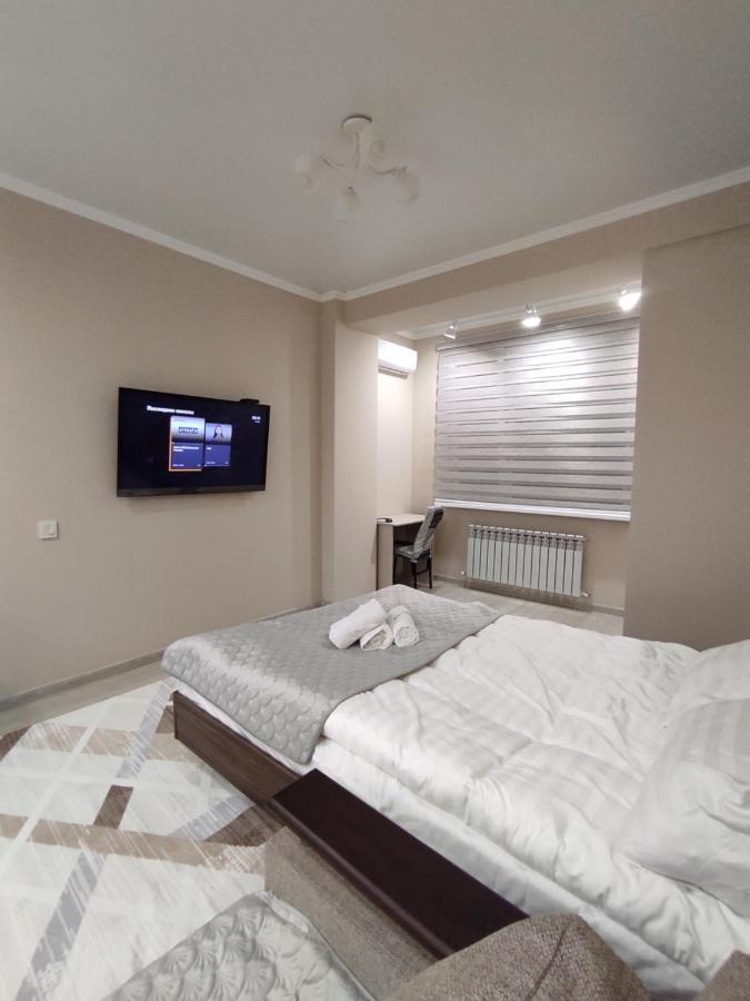 Уютная квартира-студия ЖК Lotus Terrace Apartment Алма Ата Екстериор снимка
