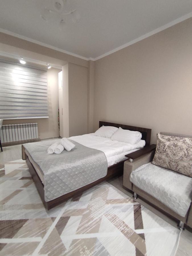 Уютная квартира-студия ЖК Lotus Terrace Apartment Алма Ата Екстериор снимка