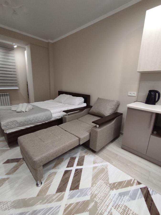 Уютная квартира-студия ЖК Lotus Terrace Apartment Алма Ата Екстериор снимка